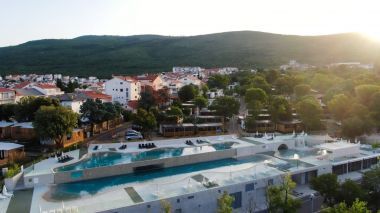 Holiday home Roman - mobile homes with pool: H1 mobile home 1 (4+2), H2 mobile home 2 (4+2), H3 mobile home 3 (4+2), H4 mobile home 4 (4+2), H5 mobile home 5 (4+2) Selce - Riviera Crikvenica  - Croatia