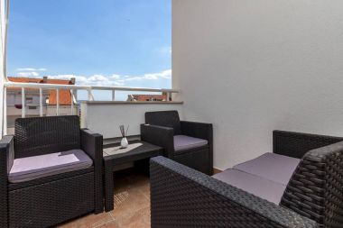 Apartments Jurmar - with terrace : A1(4+2)  Split - Riviera Split 