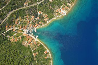 Holiday home Vese - 50 m from sea : H(4+1) Mali Iz (Island Iz) - Zadar riviera  - Croatia
